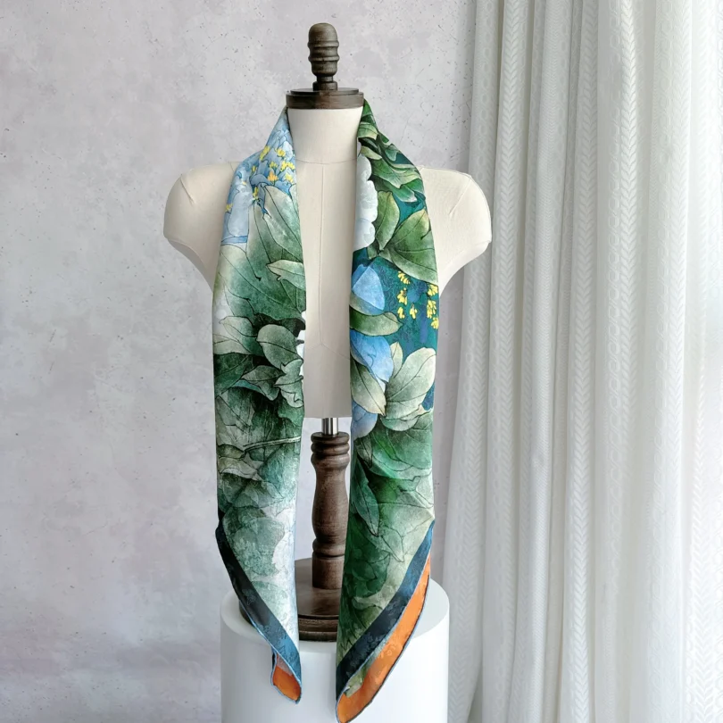 Double-Sided Peonies Print Chinese Style 100% Silk Scarf 110cm 110cm Large Luxury Women's Square Scarf Hand-Rolled Headscarf - Image 6